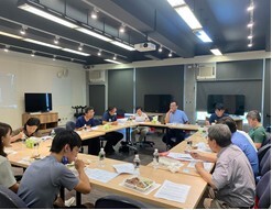 資訊科技與管理學系系課程審核委員會